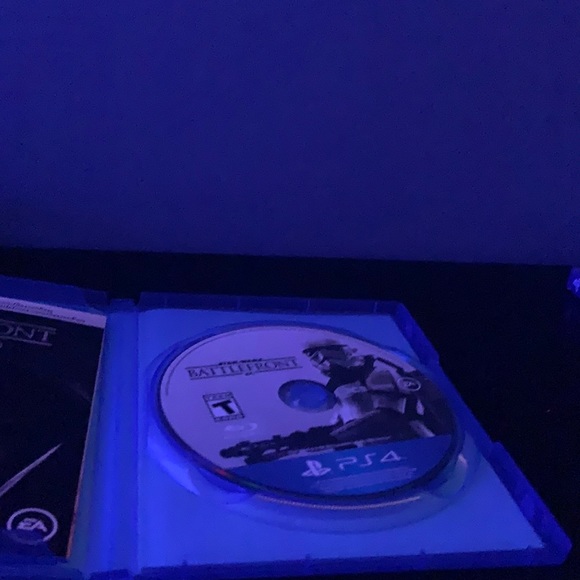 Battle front two and one both mint condition - Picture 3 of 4